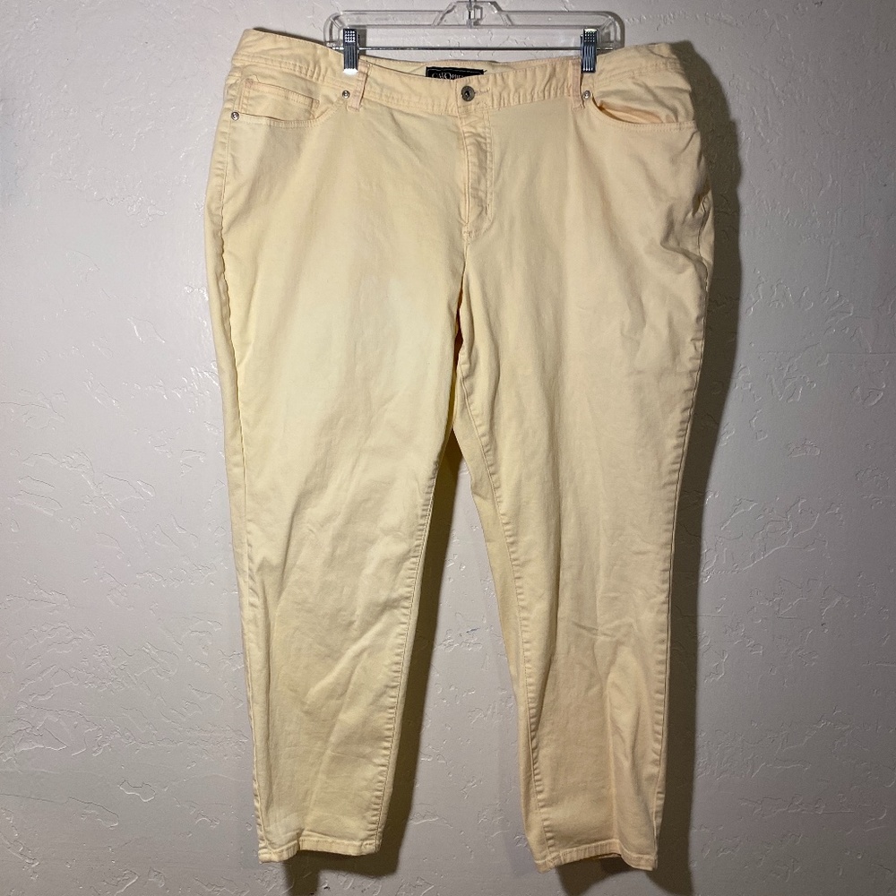 Cato Premium Contemporary capri jeans, size 24W.
